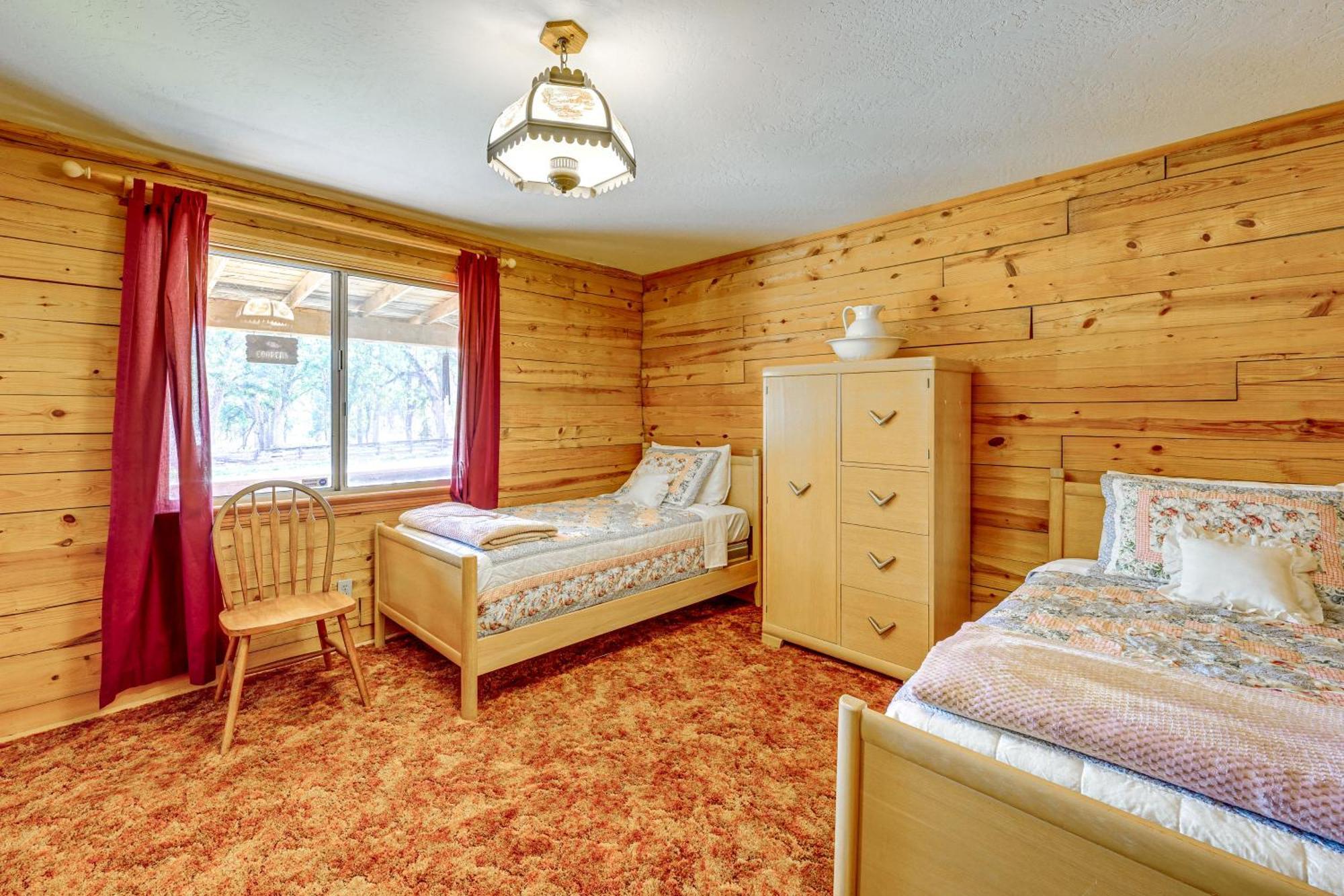 Cozy Family-Friendly Badger Retreat With Fireplace! מראה חיצוני תמונה