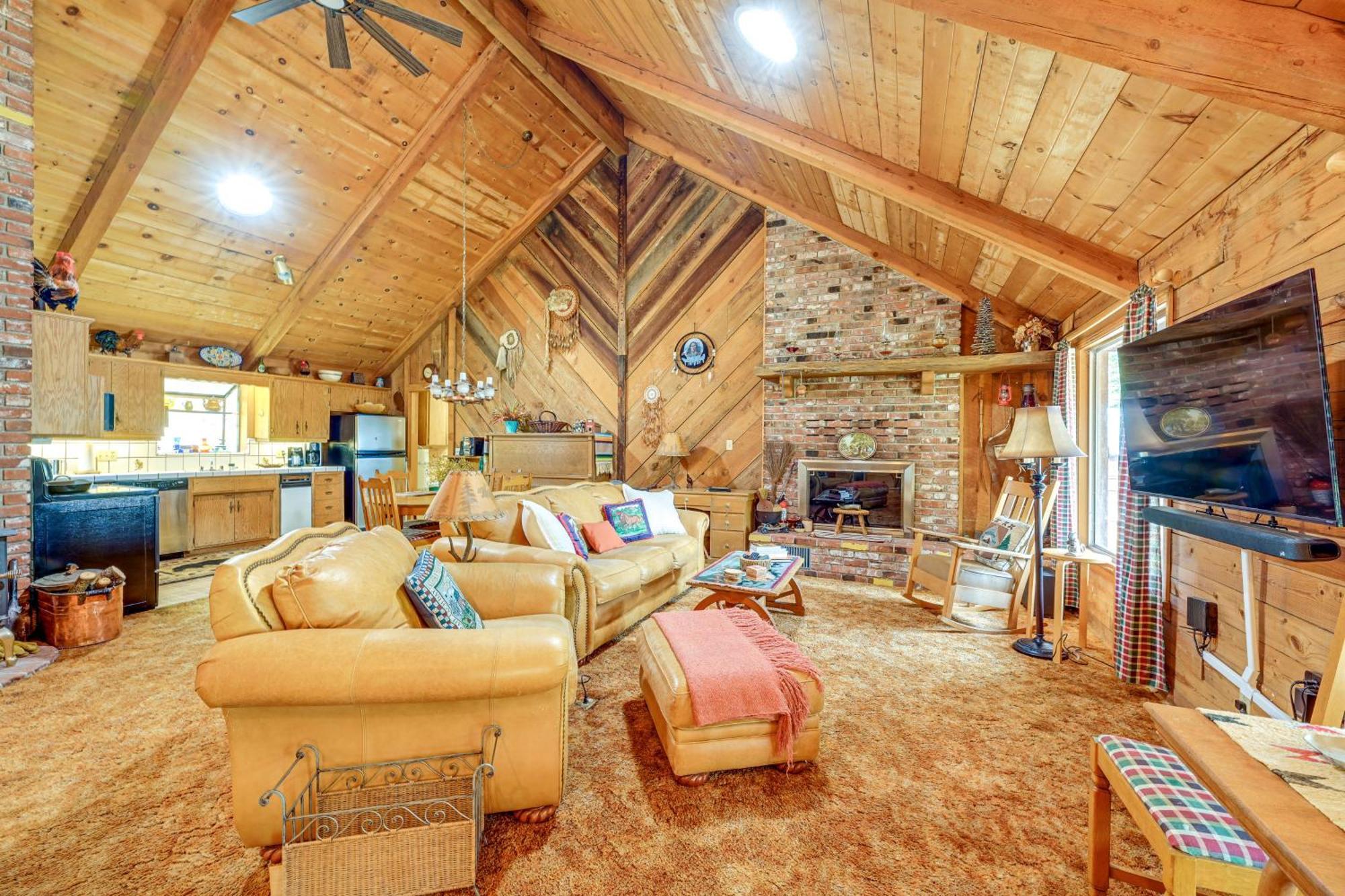 Cozy Family-Friendly Badger Retreat With Fireplace! מראה חיצוני תמונה